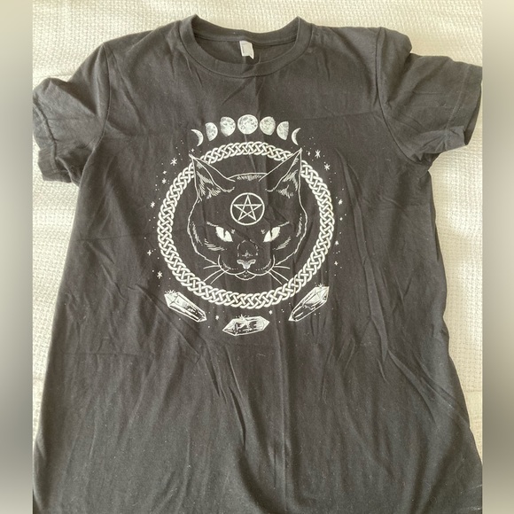 Cat Coven Tee - Picture 2 of 3